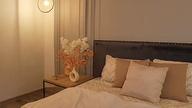 IrisBaker online show from 30, 3, 2026