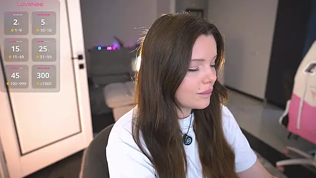 Your Sweet Julia online show from 10, 4, 2026