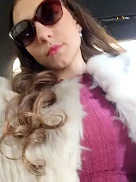 Milky flexy cat online show from 18, 3, 2025