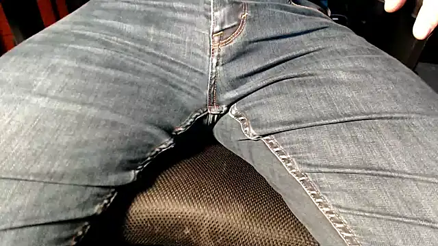 Snapshot of stratos009 chatting on 26, 12, 2024 stratos009 online show from 26, 12, 2024