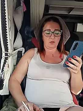 Snapshot of cuplubijoanna chatting on 15, 7, 2026 cuplubijoanna online show from 15, 7, 2026