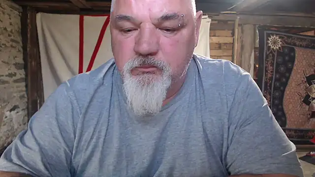 Snapshot of Newfiesausage1972 chatting on 10, 5, 2026 Newfiesausage1972 online show from 10, 5, 2026