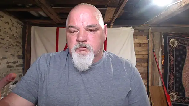 Snapshot of Newfiesausage1972 chatting on 19, 5, 2026 Newfiesausage1972 online show from 19, 5, 2026