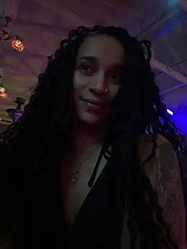 Snapshot of Shuggabutt chatting on 27, 2, 2026 Shuggabutt online show from 27, 2, 2026