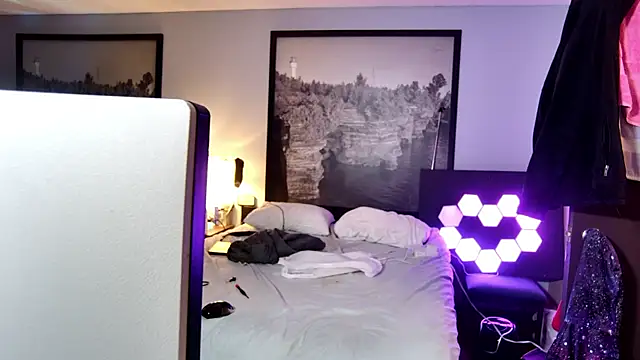 savageconfidence online show from 2, 4, 2026