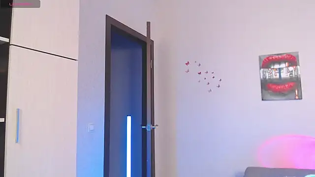 Snapshot of Lina_Robbins chatting on 5, 3, 2025 Lina Robbins online show from 5, 3, 2025