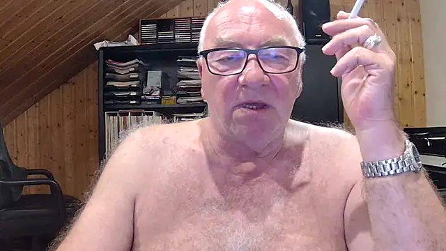 Snapshot of biggandybig chatting on 18, 4, 2026 biggandybig online show from 18, 4, 2026