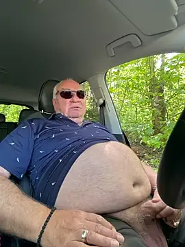 Snapshot of biggandybig chatting on 30, 4, 2026 biggandybig online show from 30, 4, 2026