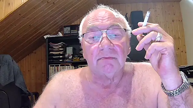 Snapshot of biggandybig chatting on 4, 5, 2026 biggandybig online show from 4, 5, 2026