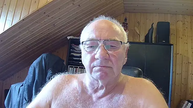 Snapshot of biggandybig chatting on 7, 5, 2026 biggandybig online show from 7, 5, 2026