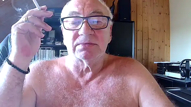 Snapshot of biggandybig chatting on 26, 6, 2026 biggandybig online show from 26, 6, 2026