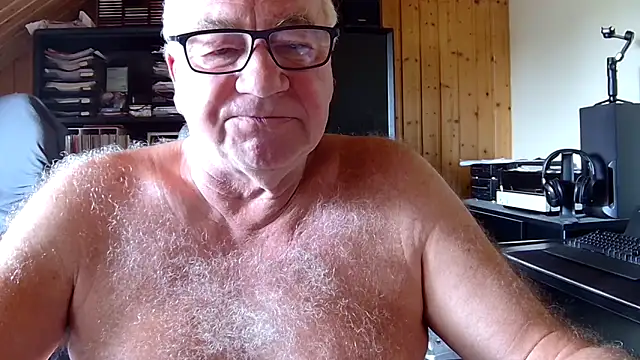 Snapshot of biggandybig chatting on 1, 7, 2026 biggandybig online show from 1, 7, 2026