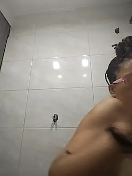 Snapshot of Yaumiko chatting on 6, 1, 2026 Yaumiko online show from 6, 1, 2026