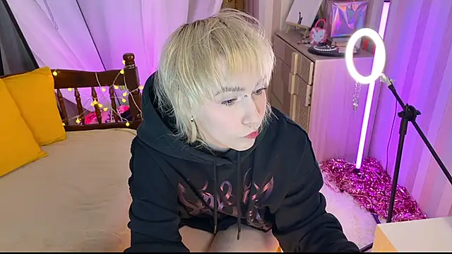 EmmyAmbros online show from 18, 2, 2026