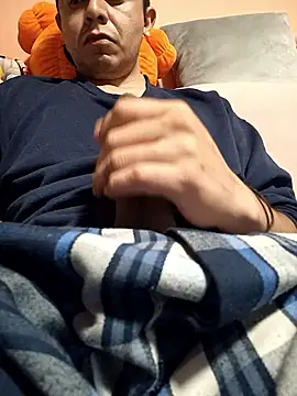 Snapshot of GuapoCoqueto chatting on 26, 10, 2025 GuapoCoqueto online show from 26, 10, 2025