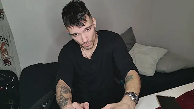 Snapshot of JackDesFeux chatting on 1, 3, 2025 JackDesFeux online show from 1, 3, 2025