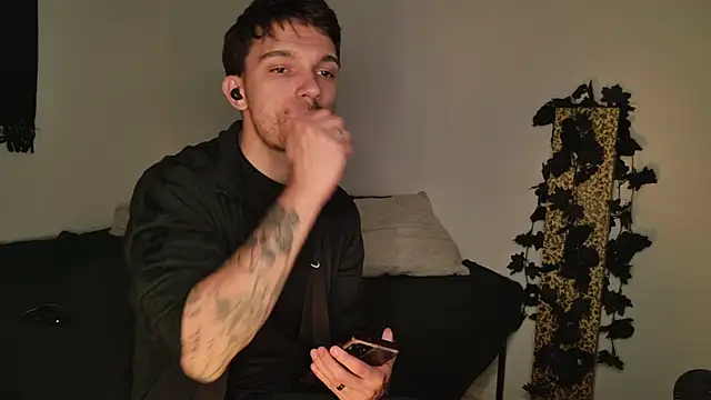 Snapshot of JackDesFeux chatting on 9, 10, 2025 JackDesFeux online show from 9, 10, 2025