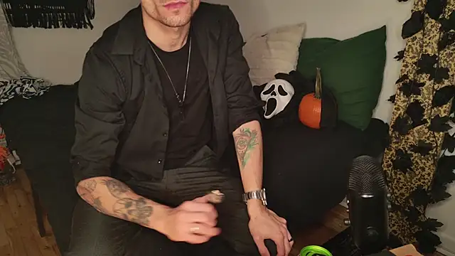 Snapshot of JackDesFeux chatting on 29, 10, 2025 JackDesFeux online show from 29, 10, 2025