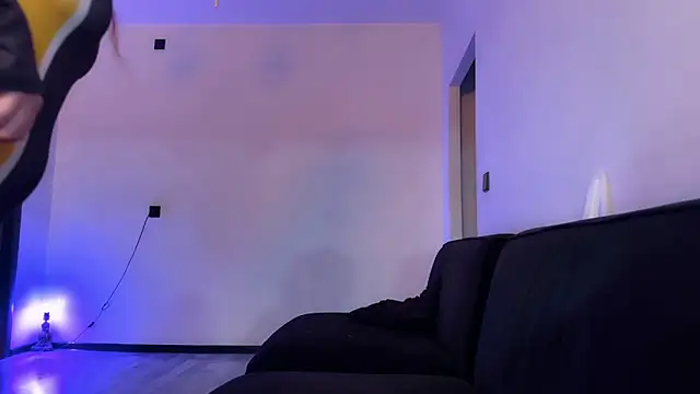 Chaptertoo online show from 13, 11, 2025