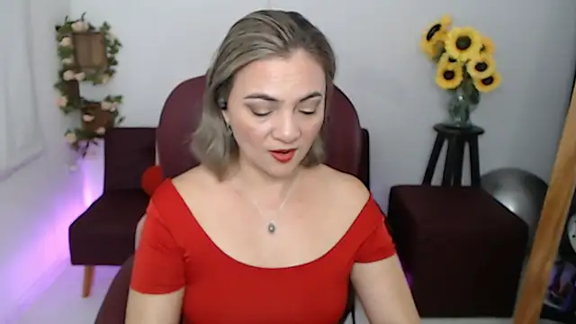 Snapshot of ana_milf chatting on 14, 5, 2026 ana milf online show from 14, 5, 2026