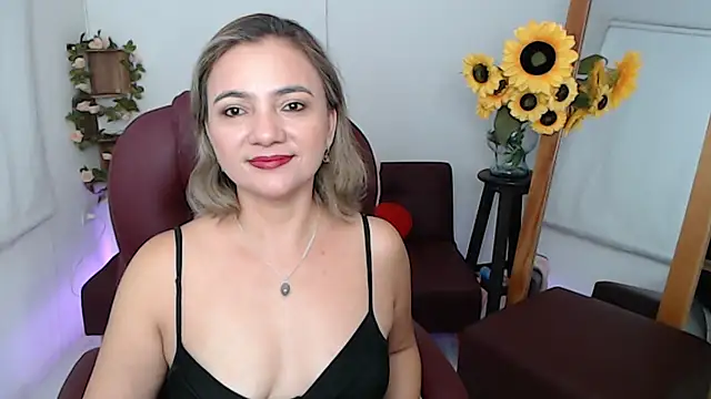 Snapshot of ana_milf chatting on 25, 6, 2026 ana milf online show from 25, 6, 2026