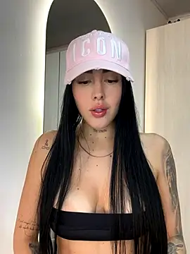 Snapshot of Manelik_couper chatting on 13, 11, 2025 Manelik couper online show from 13, 11, 2025