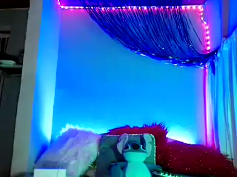 Snapshot of Tomas_Tylor chatting on 12, 12, 2024 Tomas Tylor online show from 12, 12, 2024