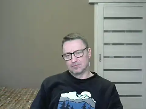 Snapshot of HarrySnake chatting on 18, 2, 2025 HarrySnake online show from 18, 2, 2025