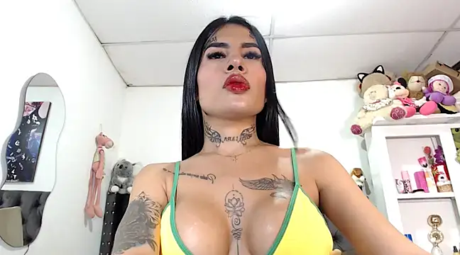 Snapshot of saragill323 chatting on 21, 12, 2024 saragill323 online show from 21, 12, 2024