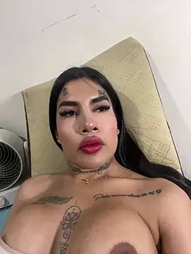 Snapshot of saragill323 chatting on 15, 1, 2025 saragill323 online show from 15, 1, 2025