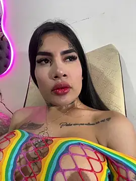 Snapshot of saragill323 chatting on 17, 1, 2025 saragill323 online show from 17, 1, 2025