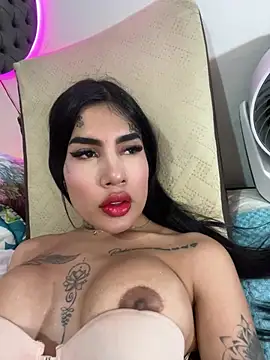 Snapshot of saragill323 chatting on 17, 1, 2025 saragill323 online show from 17, 1, 2025