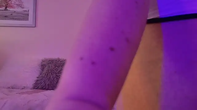 KatBigBum online show from 8, 3, 2025