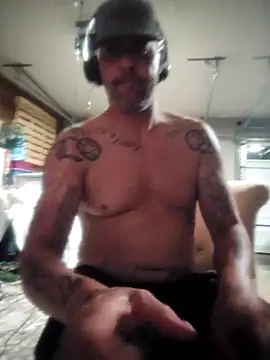 LongandEasy77 online show from 25, 2, 2026