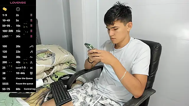 Jacobb Lee online show from 19, 2, 2025