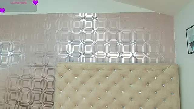 Snapshot of Sara_Desire chatting on 19, 1, 2025 Sara Desire online show from 19, 1, 2025