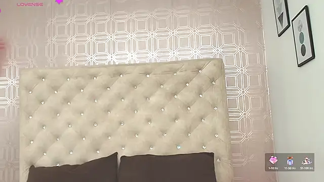 Snapshot of Sara_Desire chatting on 13, 2, 2025 Sara Desire online show from 13, 2, 2025