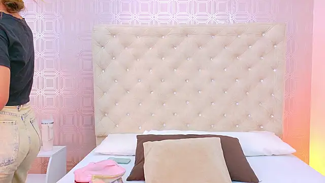 Sara Desire online show from 28, 2, 2026