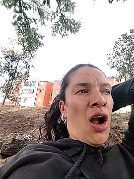 Snapshot of rebekka_simpson chatting on 6, 10, 2025 rebekka simpson online show from 6, 10, 2025