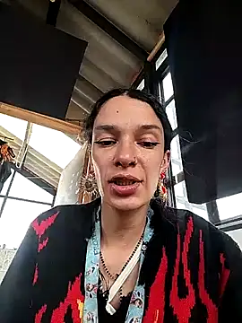 rebekka simpson online show from 25, 5, 2026