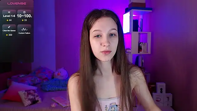 ur kitty   online show from 15, 12, 2024