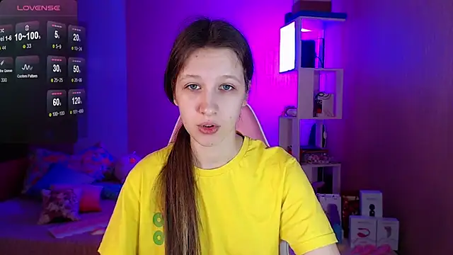 ur kitty   online show from 16, 12, 2024