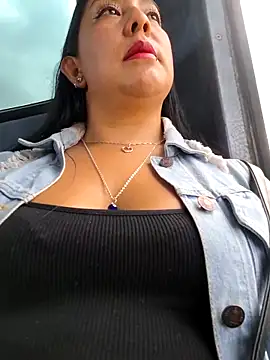 Bella keny online show from 3, 6, 2026