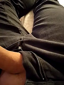 A man in public online show from 2, 2, 2026