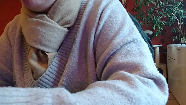 cruellaculdenfer67 online show from 10, 2, 2026