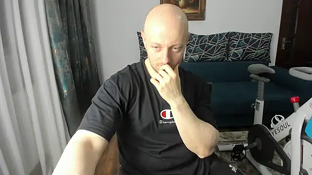 xxxWildxThoughtsxxx online show from 2, 2, 2025