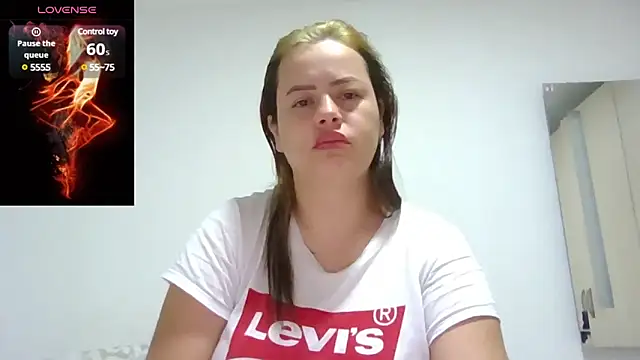 Snapshot of saramartinez1000 chatting on 10, 12, 2024 saramartinez1000 online show from 10, 12, 2024