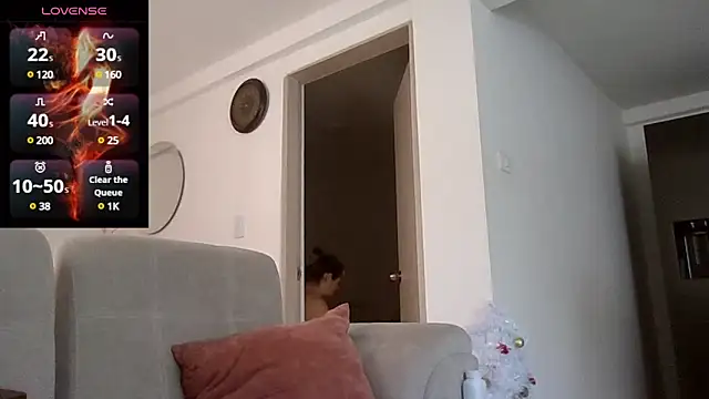 Snapshot of saramartinez1000 chatting on 12, 12, 2024 saramartinez1000 online show from 12, 12, 2024