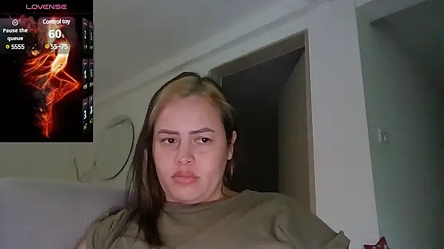 Snapshot of saramartinez1000 chatting on 15, 12, 2024 saramartinez1000 online show from 15, 12, 2024