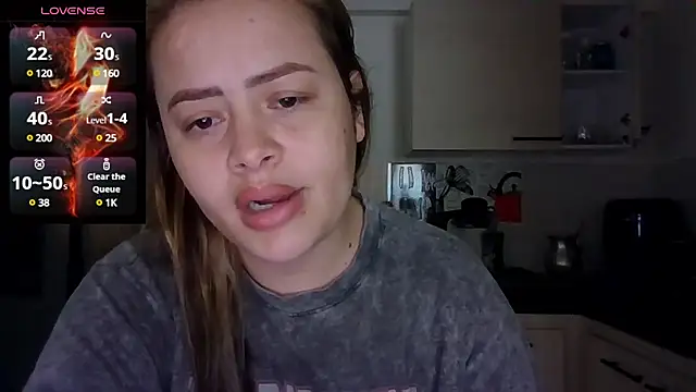 Snapshot of saramartinez1000 chatting on 7, 2, 2025 saramartinez1000 online show from 7, 2, 2025